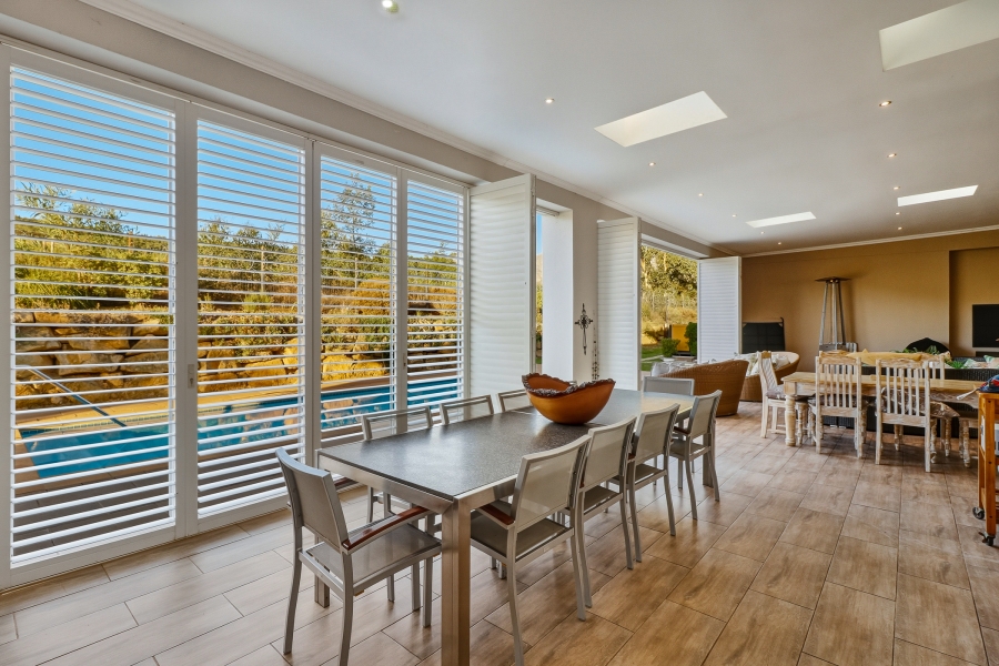 5 Bedroom Property for Sale in Somerset West Rural Western Cape